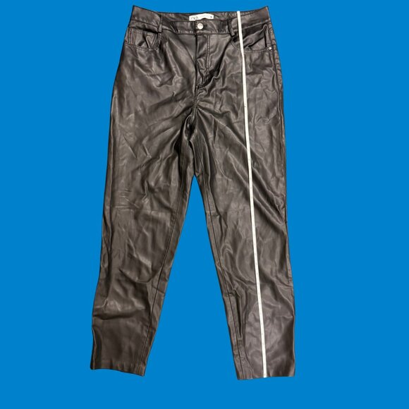 ZARA Faux Leather Straight-Leg Pants in Black High-Rise Vegan Leather (Size 8) - Picture 5 of 9